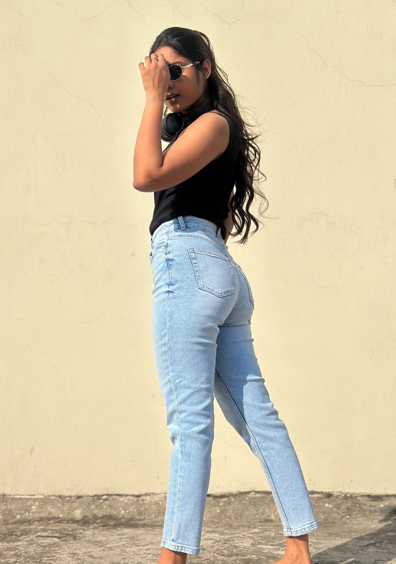 High Waisted Mom Jeans - Image 2
